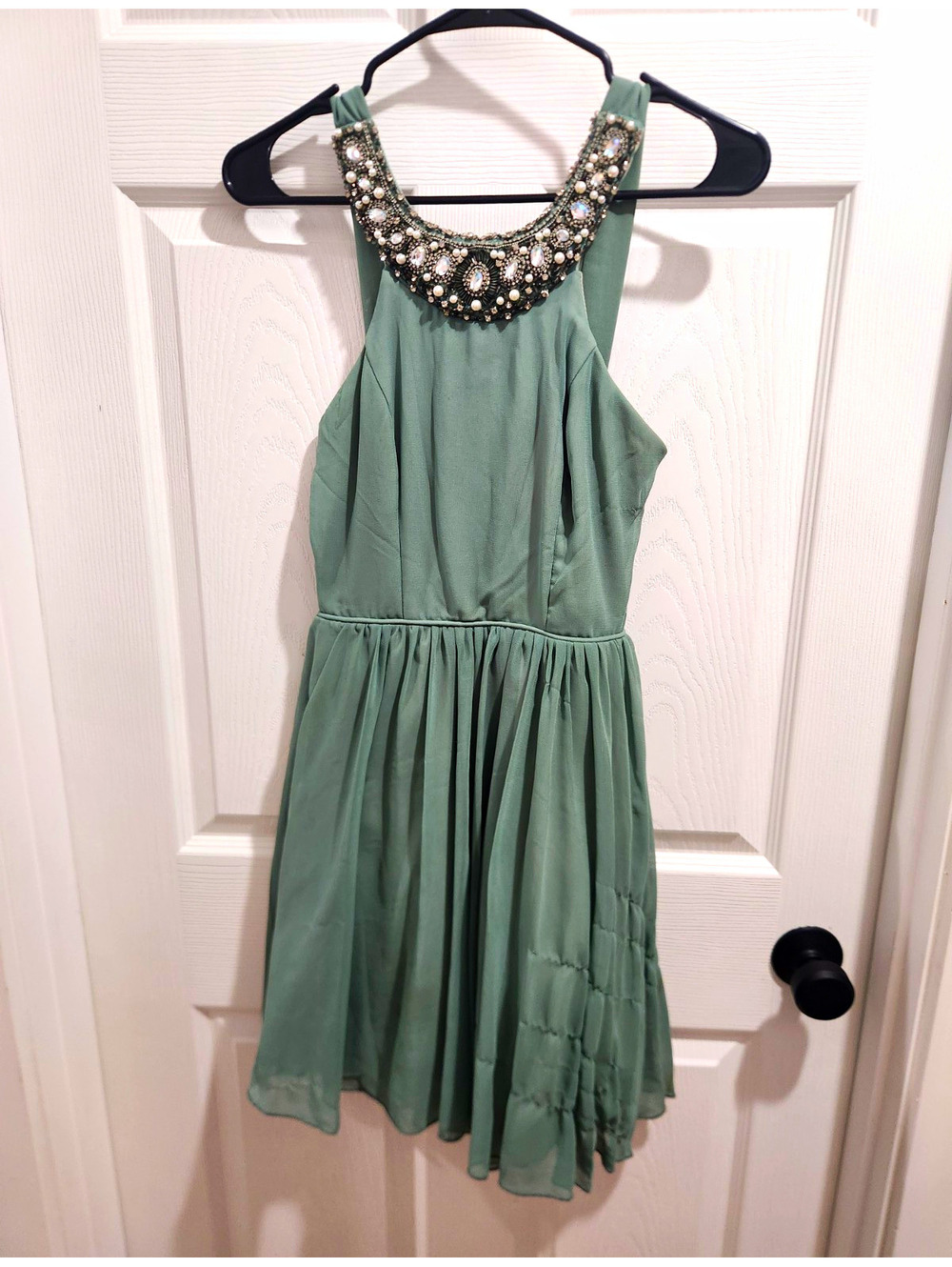 City Studio Juniors 1 Green Chiffon Fit & Flare Short Scoop Neck Beaded Dress